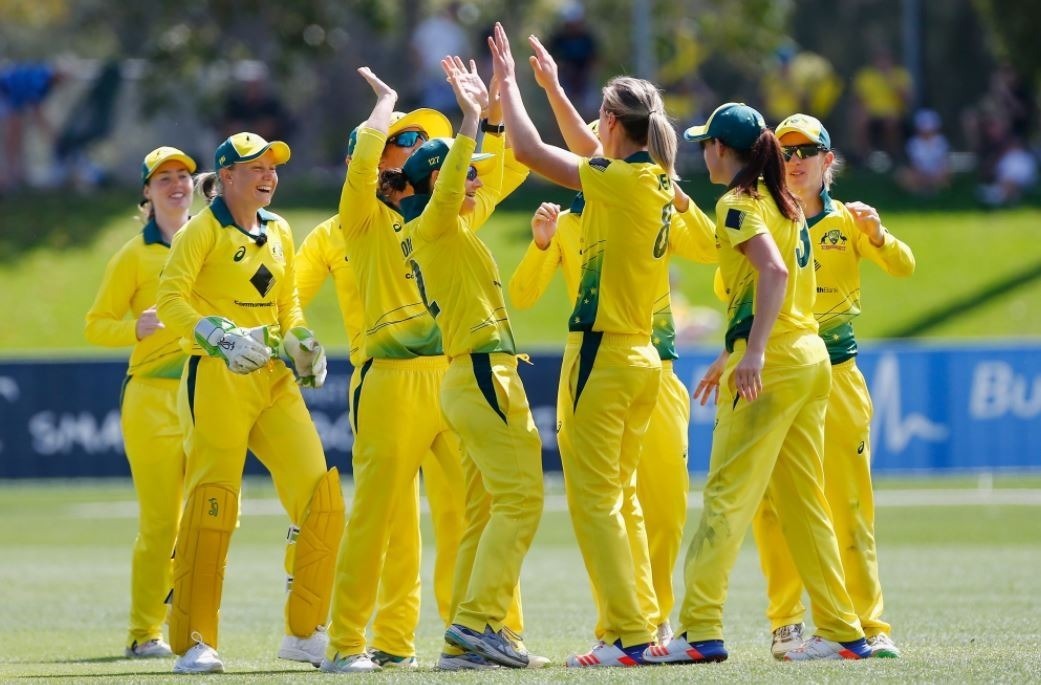 australian womens cricket team beat india 3 0 in odi series ऑस्ट्रेलियाई महिला क्रिकेट टीम ने भारत को वनडे सीरीज में 3-0 से हराया