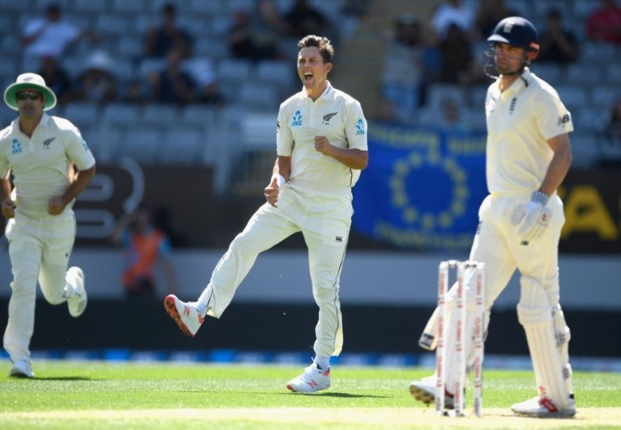 boult southee rip england out for 58 ENGvNZ: बोल्ट-साउदी के आगे 58 रनों पर खत्म हुआ इंग्लैंड का 'खेल'