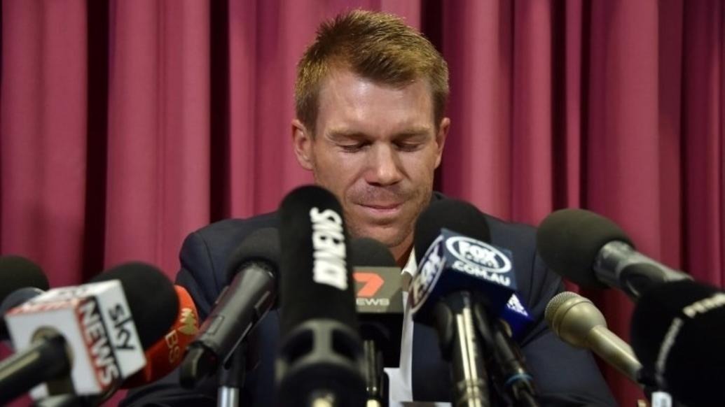 david warner announces he will accept his 12 month ban over ball tampering incident स्मिथ और बैनक्राफ्ट के बाद वॉर्नर ने लिया बैन पर चौंकाने वाला फैसला