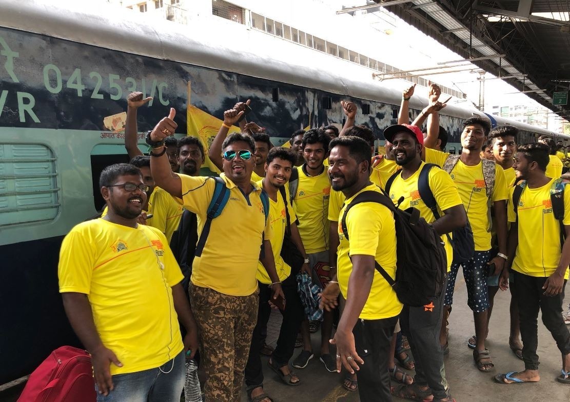 सीएसके हुई मेहरबान, फैंस के लिए 23 लाख में बुक कर दी पूरी ट्रेन
