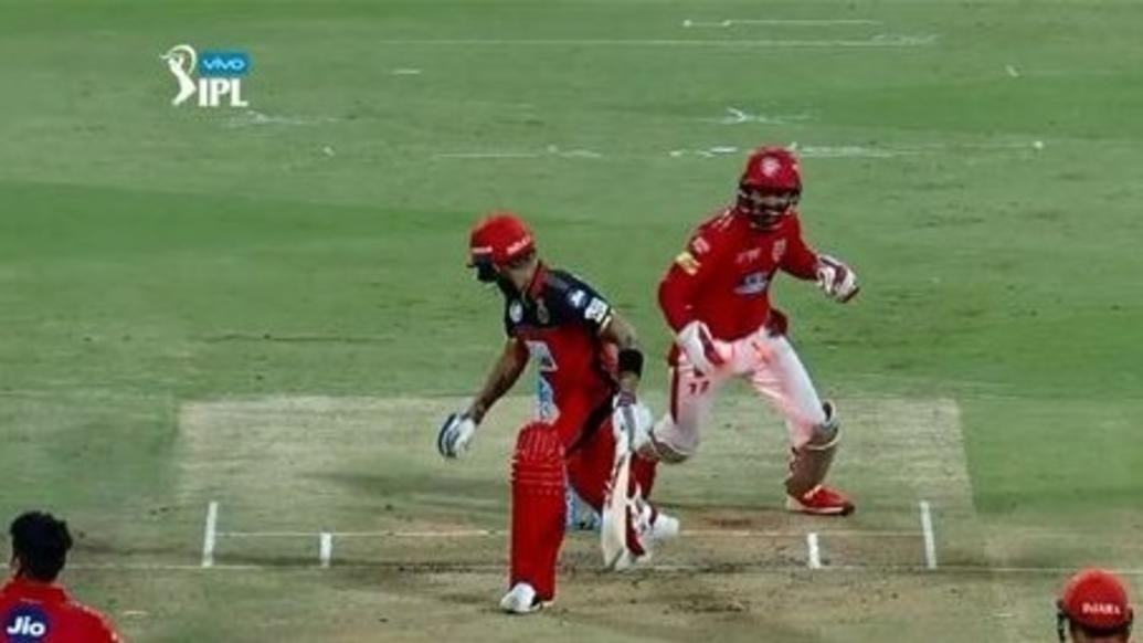 WATCH: 'जादुई' गेंद पर विराट को बोल्ड कर शेन वॉर्न की लिस्ट में शामिल हुए मुजीब