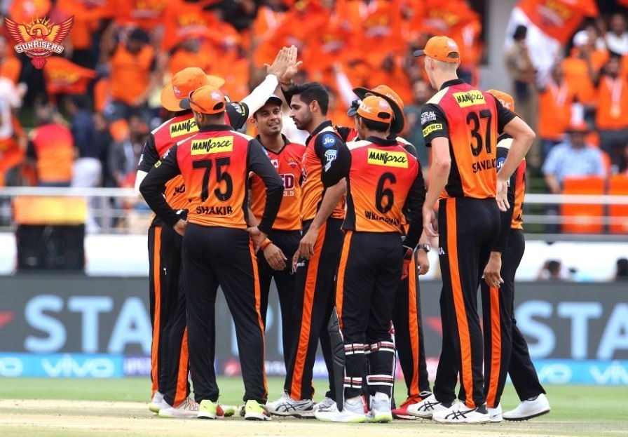 srh to miss bhuvneshwar kumar against mumbai indians MIvSRH: पीठ में दर्द की वजह से मुंबई के खिलाफ नहीं खेलेगा हैदराबाद का स्टार