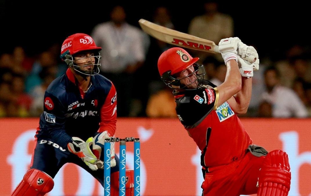 rcb vs dd de villiers overshadows pant rcb beat delhi by five wickets RCB vs DD: बेकार गई ऋषभ पंत की पारी, डिविलियर्स की तूफानी बल्लेबाजी ने आरसीबी को दिलाई 6 विकेट से जीत