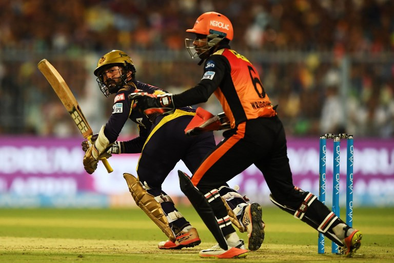 ipl 2018 kkr vs srh inning report KKR vs SRH: केकेआर के काम नहीं आया बदलाव,हैदराबाद ने 138 रनों पर रोका