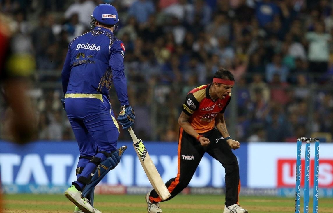 siddarth kaul sunrisers hyderabad vs mumbai indians ipl 2018 IPL 2018: शानदार गेंदबाजी के बावजूद सिद्धार्थ कौल को लगी फटकार