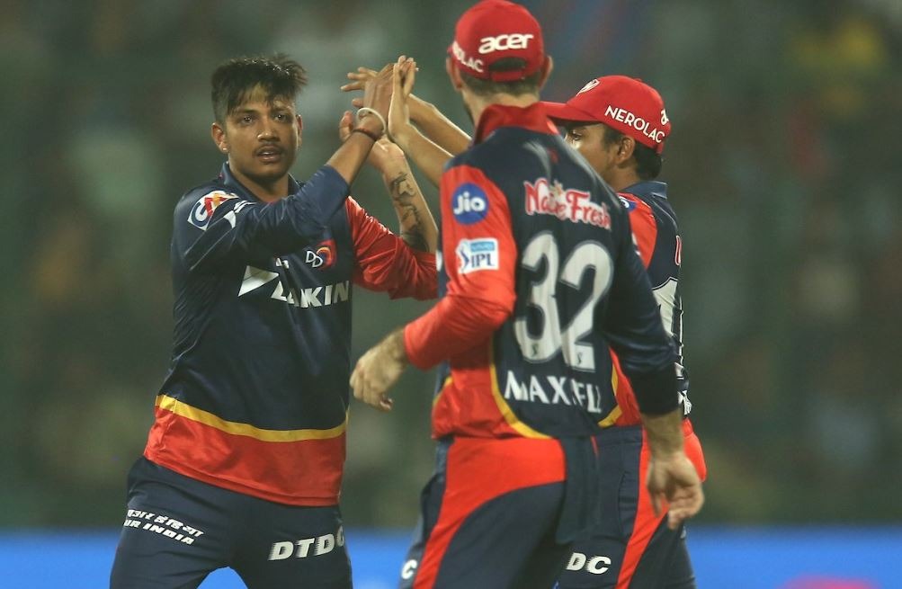 RECORD: सबसे कम गेंदे खेल विराट, रैना, रोहित के क्लब में पहुंचे एमएस धोनी