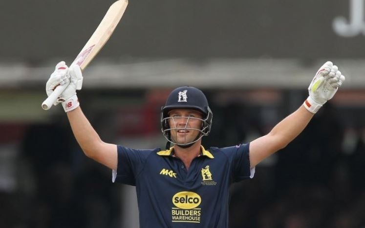 इंग्लैंड के पूर्व बल्लेबाज जोनाथन ट्रॉट ने किया क्रिकेट से संन्यास का एलान