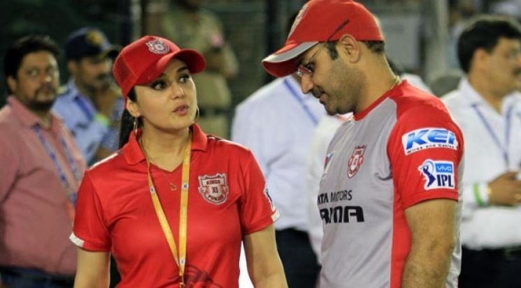 IPL 2018: सहवाग से झगड़े पर प्रीति जिंटा ने तोड़ी अपनी चुप्पी