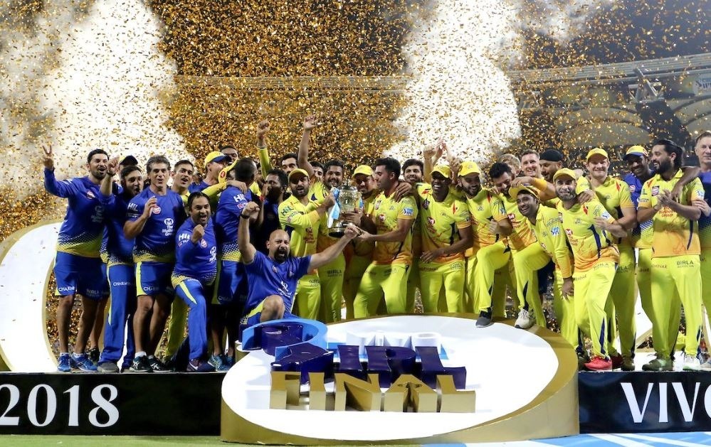 चेन्नई ने सनराइजर्स हैदराबाद को आठ विकेट से हराकर तीसरी बार आईपीएल खिताब जीता.