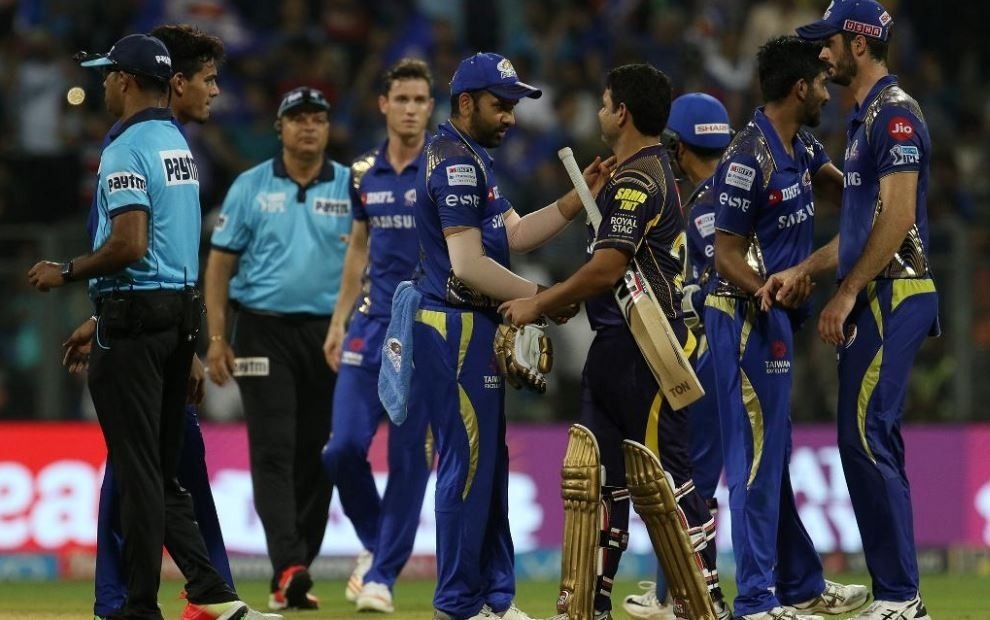 kkr vs mi mumbai indians beat kkr by 13 runs keep playoff hopes alive KKR vs MI: केकेआर के खिलाफ जीत के साथ कायम है प्लेऑफ में पहुंचने की मुंबई की उम्मीद