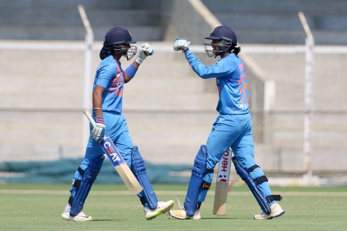 महिला टी-20 चैलेंज में आमने-सामने होंगी स्मृति और हरमनप्रीत