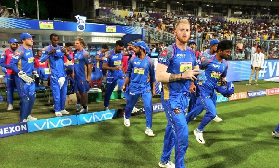 स्टोक्स-बटलर के बाद वतन लौटे शेन वॉर्न ने बढ़ाया राजस्थान टीम का हौंसला