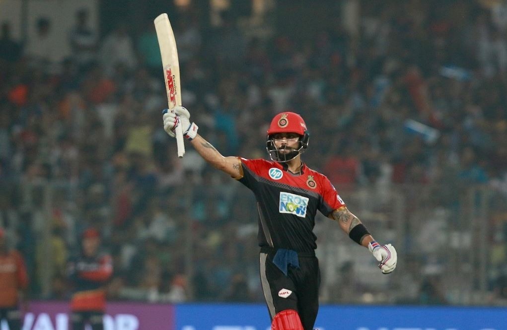 royal challengers bangalore beat delhi daredevils by 5 wicket RCBvDD: कोहली-डीविलियर्स ने जगाई आरसीबी की उम्मीद, दिल्ली की पांच विकेट से हार