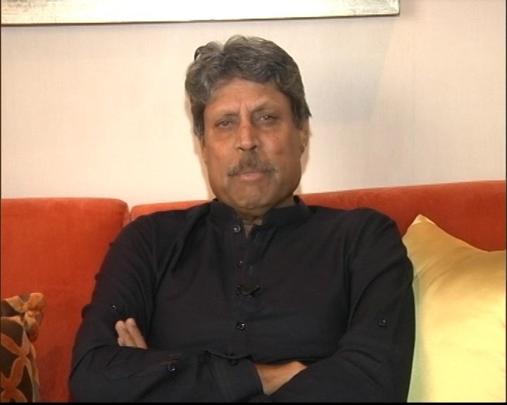 इस मामले में एबीपी न्यूज़/वाह क्रिकेट टीम ने टीम इंडिया के विश्व विजेता कप्तान कपिल देव से भी बात की.