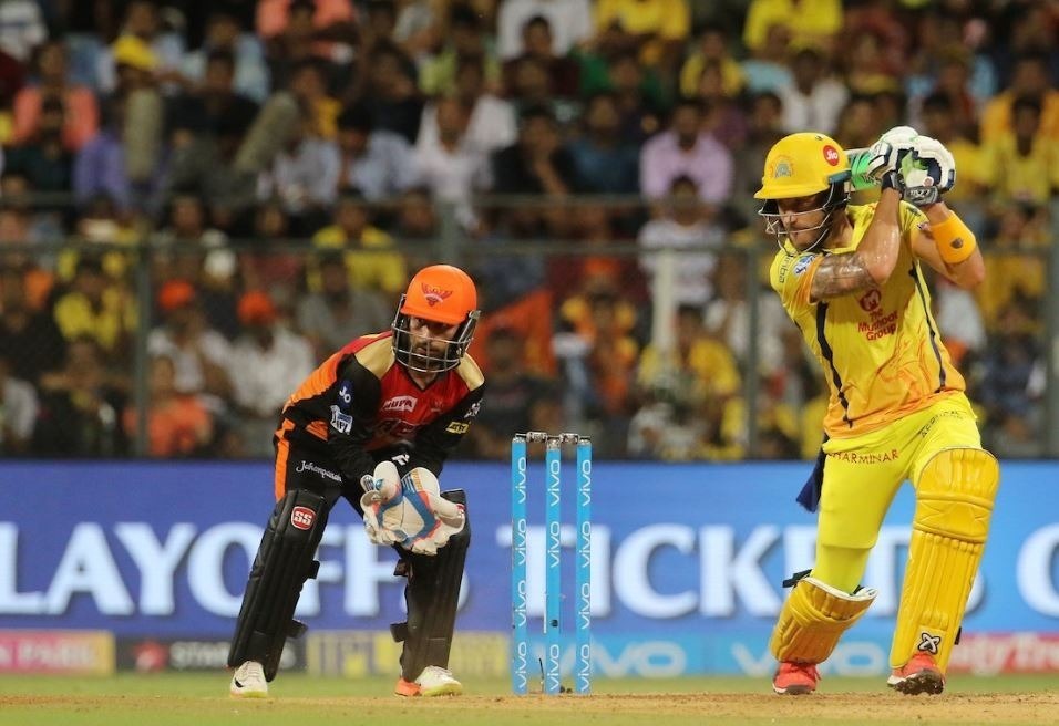 chennai super kings beat sunrisers hyderabad to qualify for finals of ipl 2018 CSKvSRH: थ्रिलिंग क्वालीफायर में डू प्लेसी ने CSK को दिखाया फाइनल का रास्ता