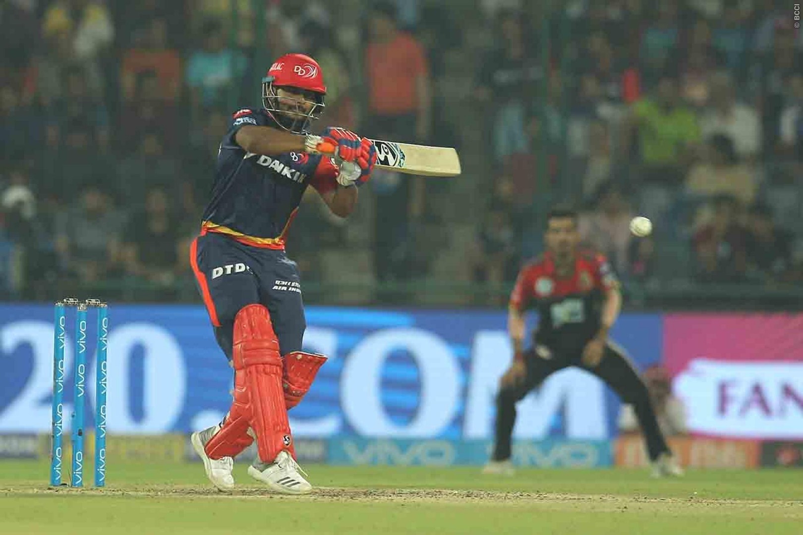 ipl 2018 rishabh pant can creat history for delhi daredevils IPL 2018: दिल्ली डेयरडेविल्स के लिए इतिहास रच सकते हैं ऋषभ पंत