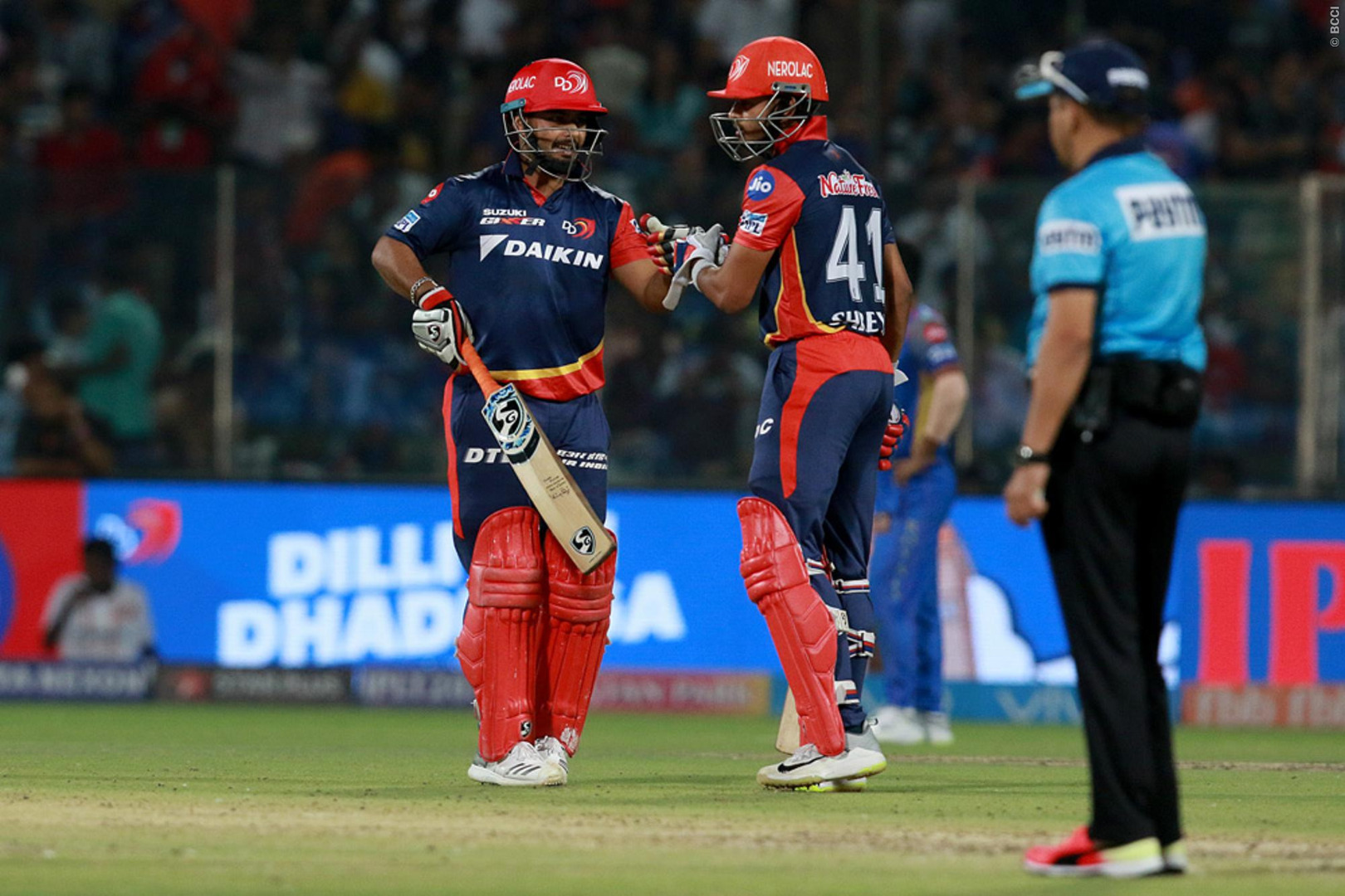 ipl 2018 match 32 dd vs rr inning report DD vs RR: बारिश ने बदला खेल, रॉयल्स के सामने 12 ओवर में 151 का लक्ष्य