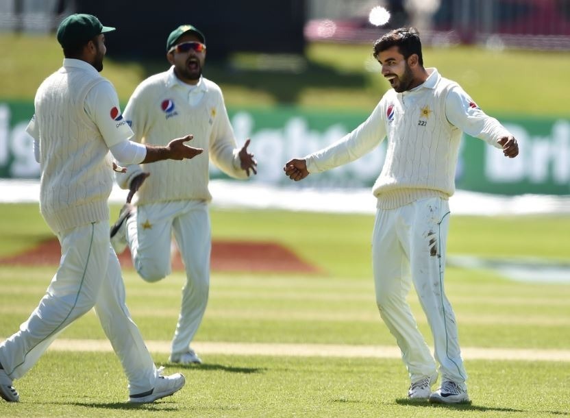 PAKvIRE: बल्लेबाज़ों के खराब प्रदर्शन से ऐतिहासिक टेस्ट में मुश्किल में आयरलैंड