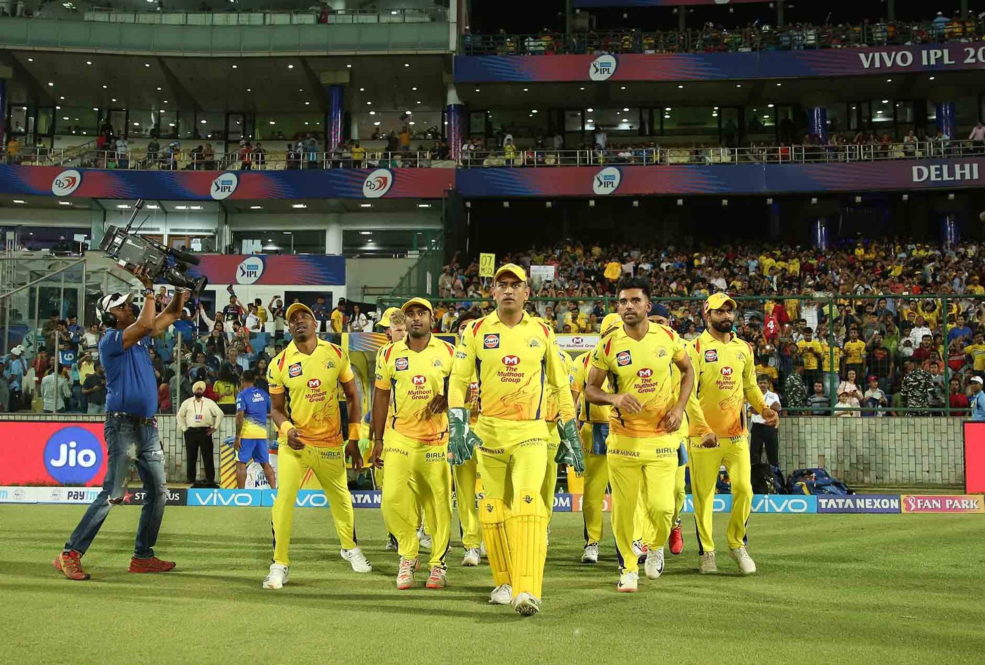 फ्लेमिंग ने साफ ज़ाहिर कर दिया इस साल भले ही उनकी टीम ने उम्रदराज शेन वॉटसन, हरभजन सिंह, अंबाती रायुडू जैसे खिलाड़ियों पर भरोसा जताया हो लेकिन अगले साल के लिए उनकी रणनीति कुछ अलग भी हो सकती है. 
