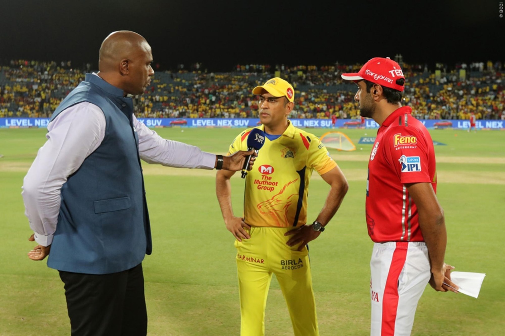 csk vs kxip chennai super kings have won the toss and have opted to field CSK vs KXIP: चेन्नई सुपरकिंग्स ने जीता टॉस, किंग्स इलेवन पंजाब को दिया पहले बल्लेबाजी का न्योता