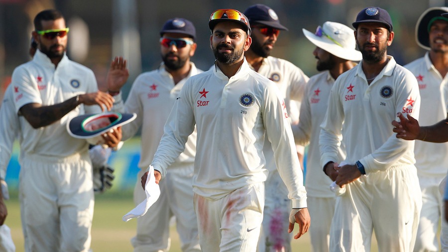 विराट कोहली के इस वीडियो से ये लगता है कि वो अपनी चोट से जल्द से जल्द उबर रहे हैं और जुलाई महीने में वो इंग्लैंड के खिलाफ भारत का नेतृत्व करने के लिए पूरी तरह से तैयार हैं.