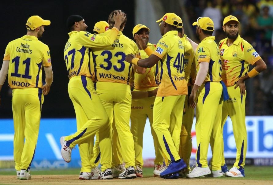 जिससे ये साफ ज़ाहिर है कि अगले साल की रणनीति में शायद युवाओं के लिए ज्यादा मौके हों और मौजूदा टीम के उम्रदराज खिलाड़ी उसका हिस्सा नहीं बन सकें.