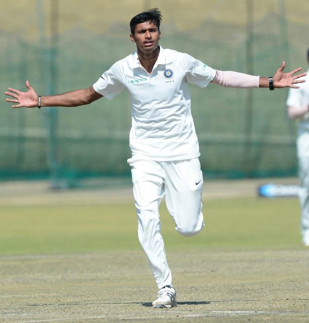 टीम इंडिया में नवदीप सैनी के चयन के बाद बेदी और चौहान पर बरसे गौतम गंभीर