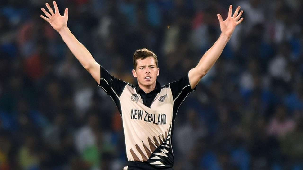 टॉप पाइव में सभी लेग स्पिनर हैं तो वहीं छठे स्थान पर न्यूजीलैंज के बाएं हाथ के स्पिनर मिचेल सैंटनर. इमरान ताहिर सातवें स्थान पर बरकरार हैं.