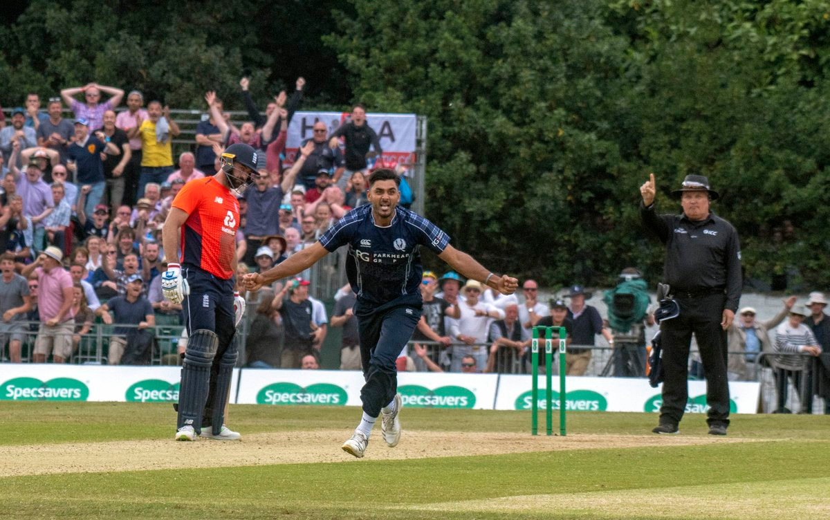 टीम की हार में भी चमके बेयरस्टो, बनाया शतक का नया रिकॉर्ड