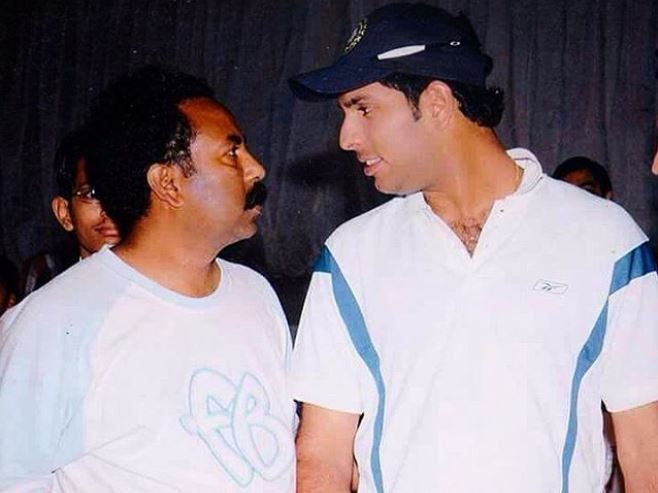 लेकिन युवराज सिंह का हालिया प्रदर्शन और फिटनेस इस बात की गवाही कम ही देता है कि अब फिर युवराज सिंह मैदान पर देश के लिए वापसी कर पाएंगे. 