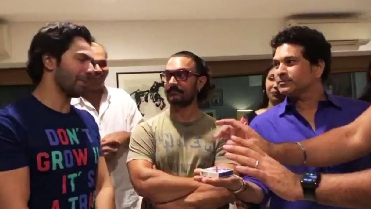 शाहरुख से मिलने के बाद बॉलीवुड के मिस्टर परफेक्निस्ट कहे जाने वाले आमिर खान के घर पहुंचे.
