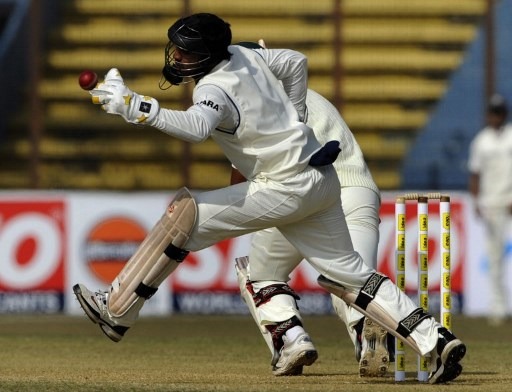 आईपीएल के दौरान चोटिल होने वाले भारत के नियमित विकेटकीपर ऋद्धिमान साहा चोट से उबर नहीं पाए हैं और उनकी जगह दिनेश कार्तिक विकेट के पीछे मोर्चा संभालेंगे.