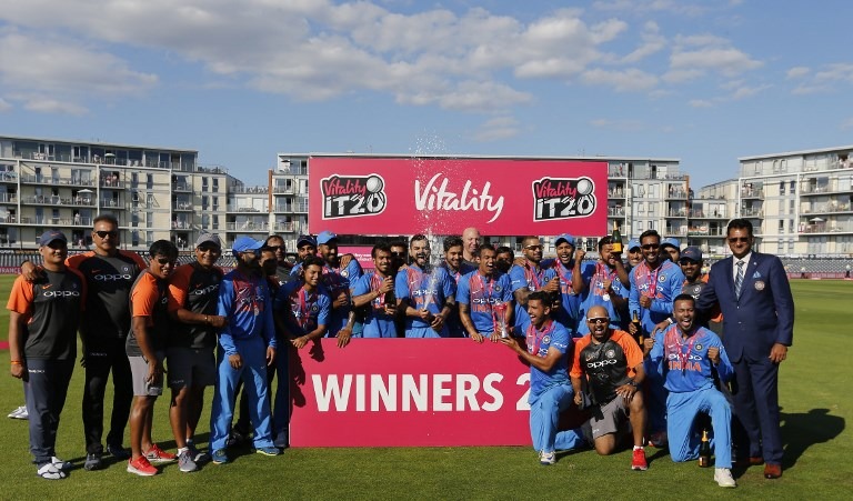 सात दिन में तीन बल्लेबाजों ने टी-20 में किया 2000 रनों के आंकड़े को पार