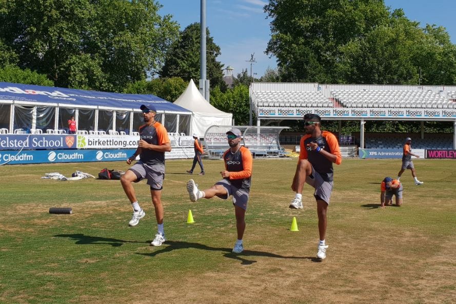 खिलाड़ियों के प्यार के बीच दीवार बना बीसीसीआई