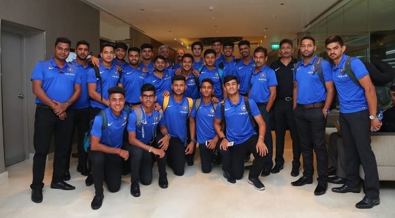 टीम इंडिया की जर्सी में पहली बार नजर आए अर्जुन तेंदुलकर