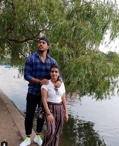 लिमिटेड ओवर्स सीरीज के बाद टीम के खिलाड़ी अपनी फैमली के साथ इंग्लैंड में छुट्टियां मना रहे थे. 