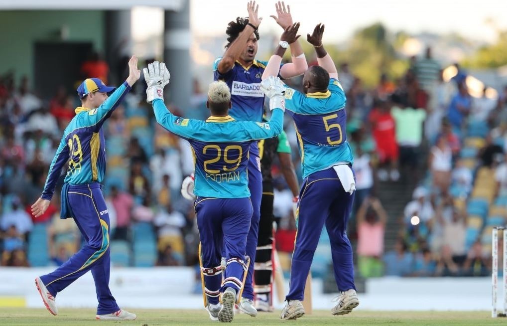 cpl 2018 mccullum blitz helps knight riders beat tridents CPL 2018: 24 घंटे के भीतर दो बार हारी बारबाडोस ट्राईडेंट्स