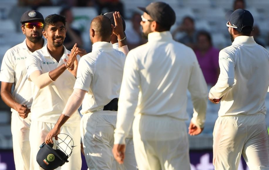 इस सीरीज़ में इशांत(13*), शमी(10*), हार्दिक(10*), बुमराह(10*), अश्विन(10*) सभी ने कम से कम 10 विकेट चटकाकर ये कारनामा किया है.