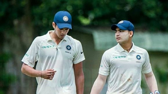 अर्जुन को श्रीलंका के खिलाफ चार दिनी टेस्ट मैच के लिए में इंडिया अंडर-19 की टीम में शामिल किया गया था.