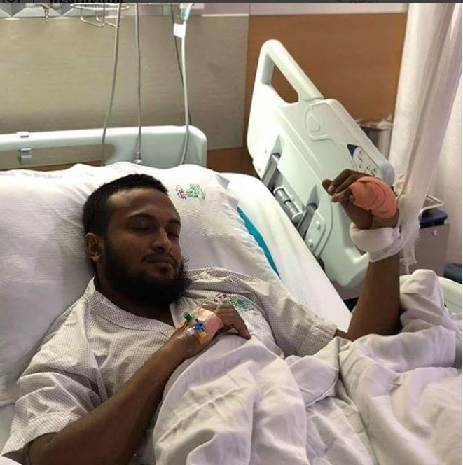 shakib ul hasan ruled out for three months after finger injury worsens अगले तीन महीनों के लिए टीम से बाहर हुए शाकिब बोले 'फिज़ियो नहीं पहचान पाए चोट'