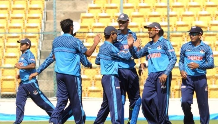 vijay hazare trophy samarths 70 guides up to five wicket victory over mp विजय हजारे ट्रॉफी, ग्रुप बी: उत्तर प्रदेश ने मध्य प्रदेश को हराया, आंध्र प्रदेश और हैदराबाद ने भी लहराया परचम