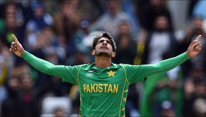 hasan ali sees advantage for pakistan in virat kohlis absence भारत-पाक मुकाबले से पहले शुरू हुई जुबानी जंग, हसन अली ने पूरी टीम को अकेले आउट करने का किया दावा