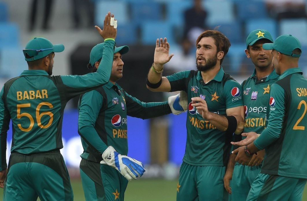 एशिया कप: पाकिस्तानी गेंदबाज उस्मान खान ने भारत के खिलाफ पांच विकेट लेने का किया दावा