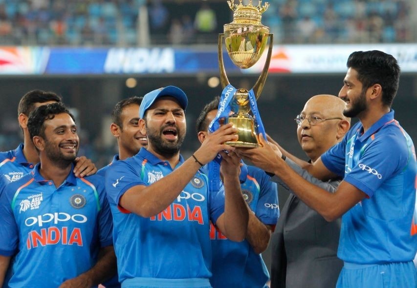 एशिया कप चैम्पियन बनने पर हिन्दुस्तान से पाकिस्तान तक के दिग्गज़ों ने टीम इंडिया को दी बधाई