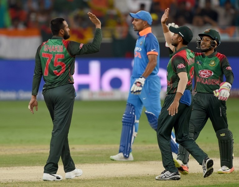 INDvsBAN एशिया कप 2018: कब, कहां देखें और पढ़ें भारत-बांग्लादेश मैच का LIVE अपडेट