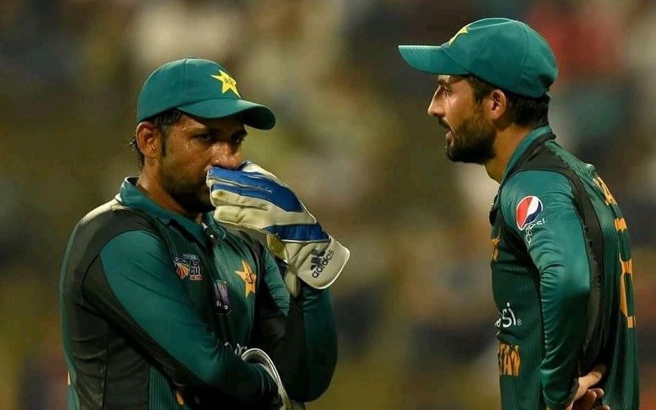 sleepless sarfraz feels the heat after asia cup exit टूर्नामेंट से बाहर होने के बाद एशिया कप के शेड्यूल पर भड़के पाकिस्तानी कप्तान