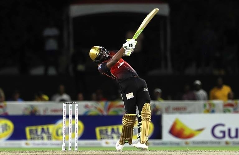 watch dwayne bravo smashes five consecutive sixes during a cpl match WATCH: CPL में ड्वेन ब्रावो का तूफान, ओवर की लगातार 5 गेंदों में लगाए 5 छक्के