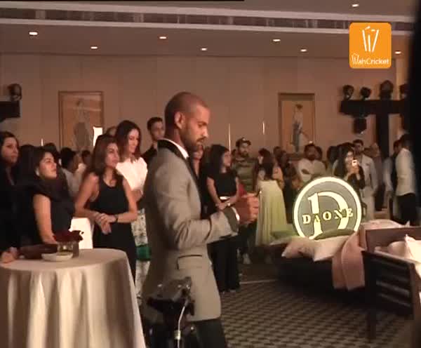 शिखर धवन ने पत्नी के साथ शुरू किया ऑनलाइन होम डेकोरेशन का बिजनेस