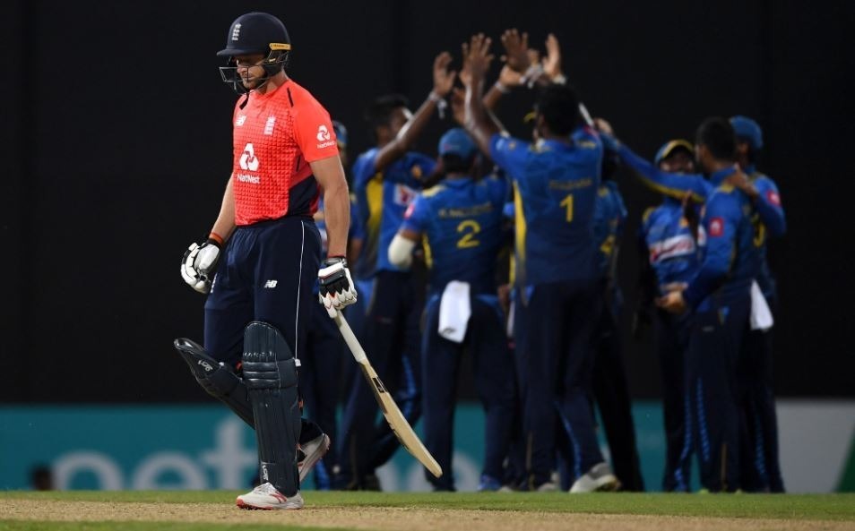 SLvsENG: आखिरी मैच में श्रीलंका ने इंग्लैंड को 219 रनों से चटाई धूल