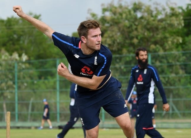 liam dawson injury doubt as england get slithery surprise SL vs ENG: श्रीलंका के खिलाफ वनडे सीरीज से बाहर हुए लियाम डॉसन